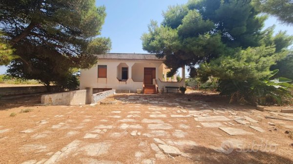 casa indipendente in vendita a Castelvetrano in zona Triscina di Selinunte