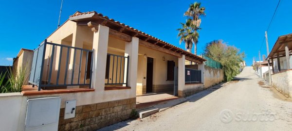 casa indipendente in vendita a Castelvetrano in zona Triscina di Selinunte