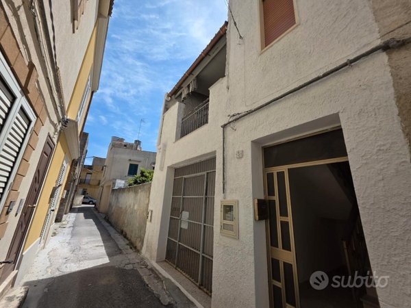 casa indipendente in vendita a Castelvetrano