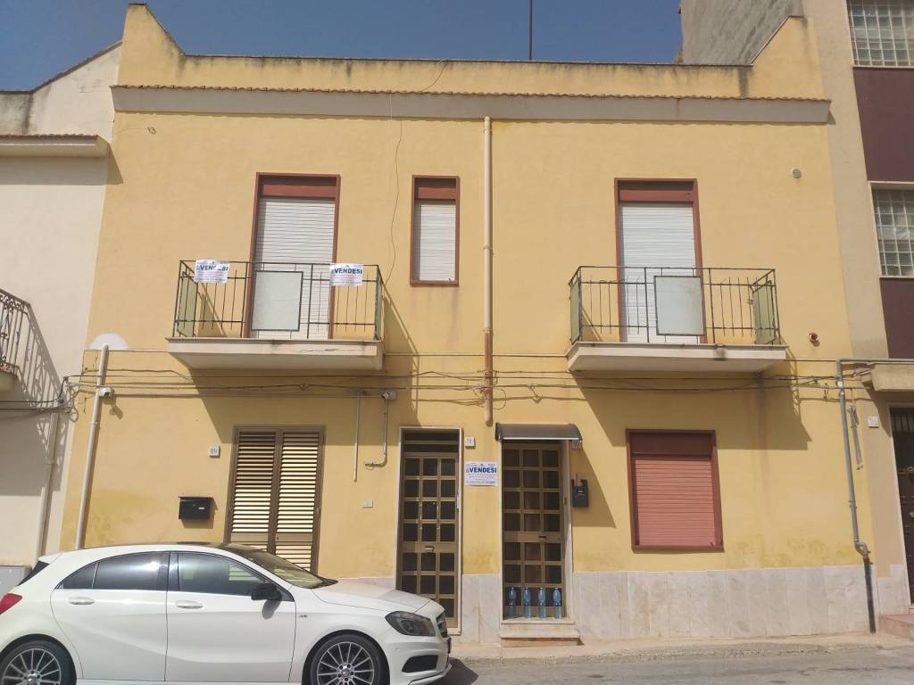 casa indipendente in vendita a Castelvetrano