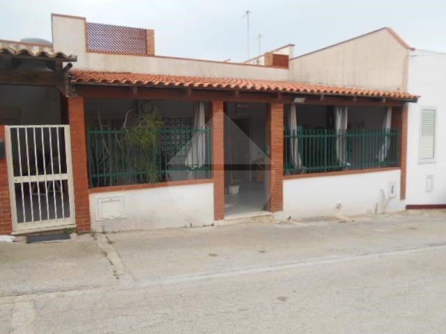 casa indipendente in vendita a Castelvetrano in zona Triscina di Selinunte