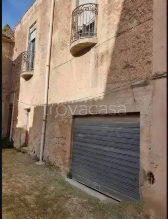 casa indipendente in vendita a Castelvetrano