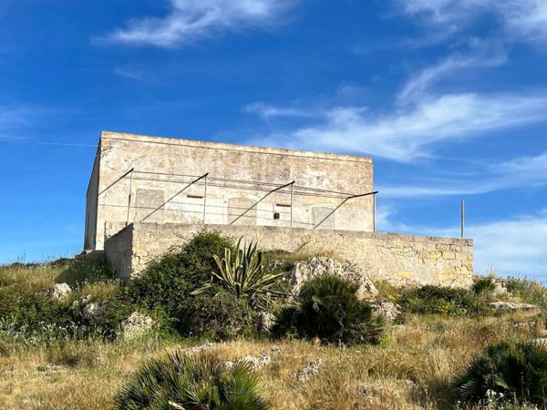 casa indipendente in vendita a Custonaci in zona Cornino