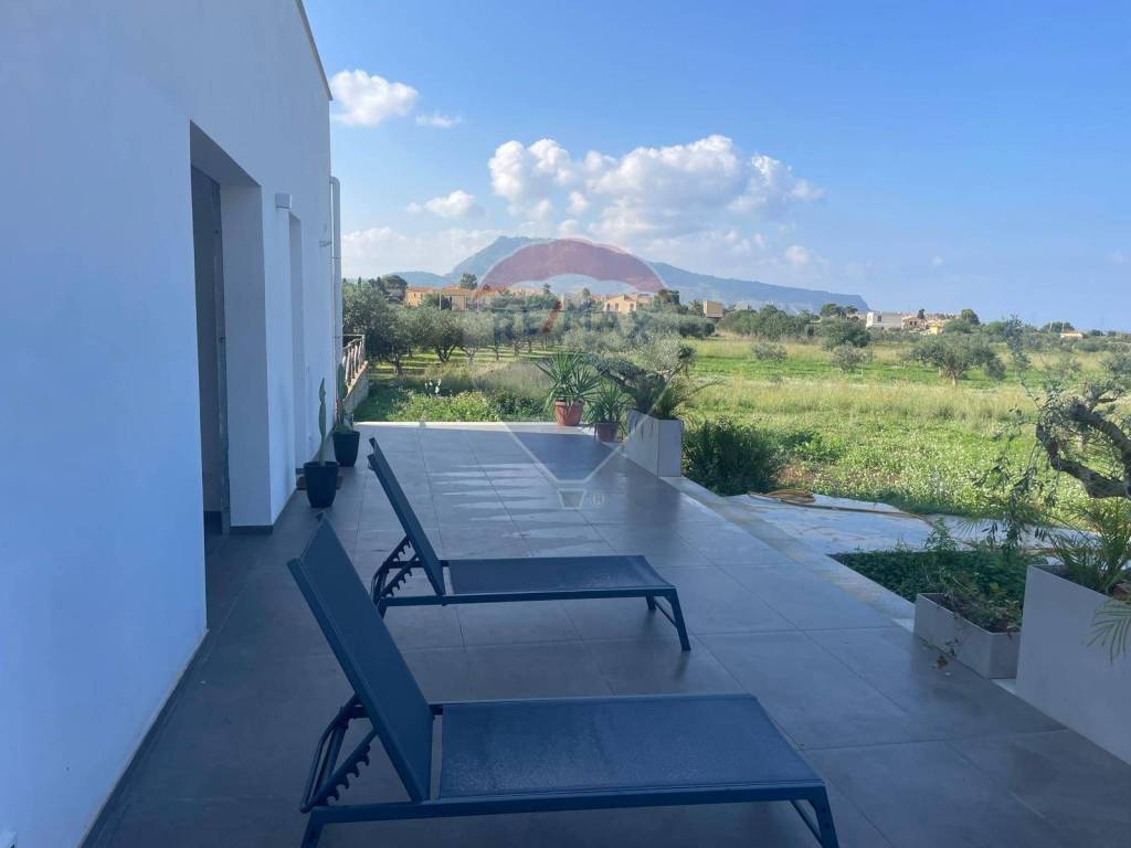 casa indipendente in vendita a Custonaci in zona Cornino
