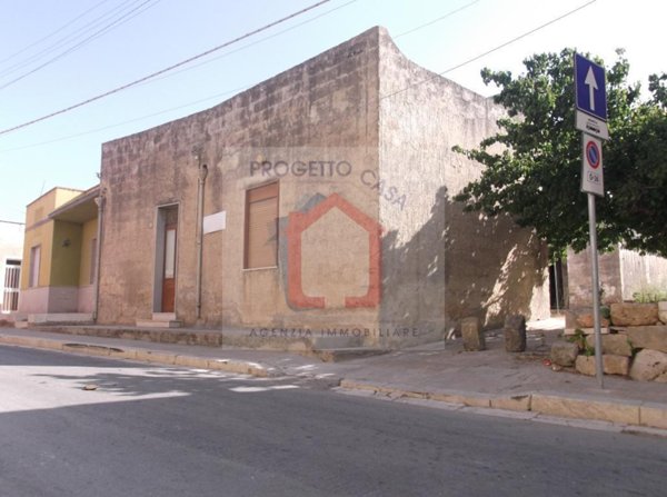 casa indipendente in vendita a Custonaci