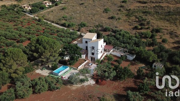 casa indipendente in vendita a Custonaci