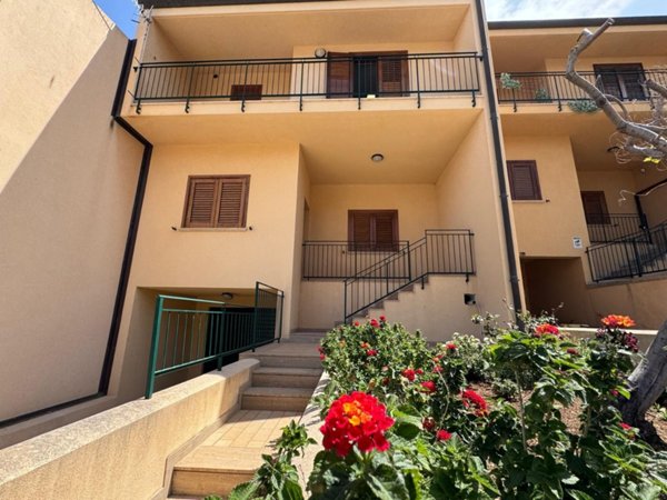 casa indipendente in vendita a Custonaci