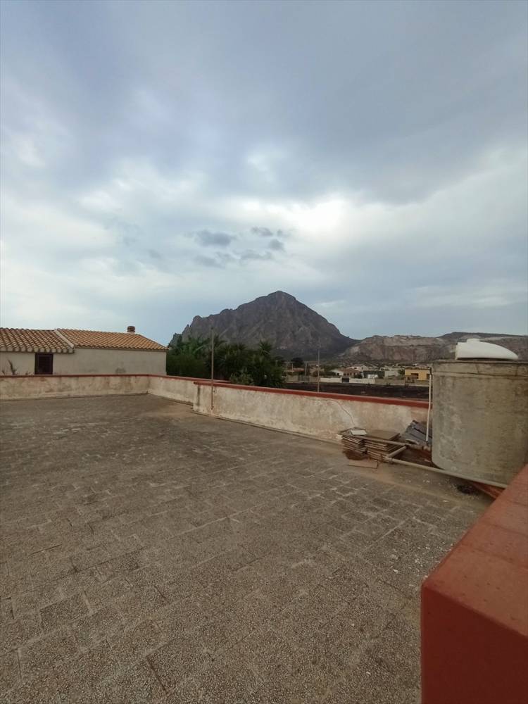 casa indipendente in vendita a Custonaci in zona Cornino