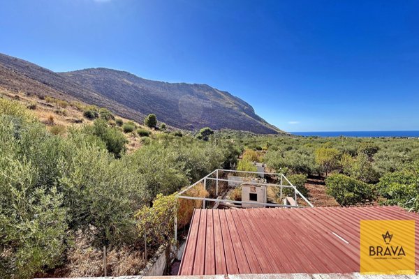casa indipendente in vendita a Custonaci