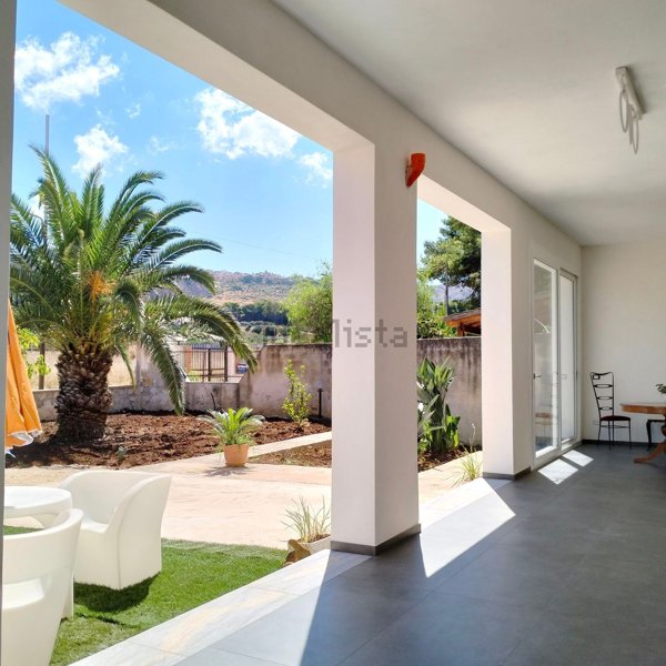 casa indipendente in vendita a Custonaci in zona Cornino