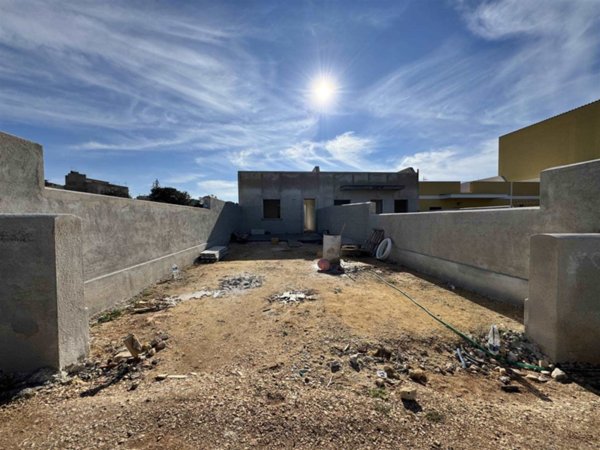 casa indipendente in vendita a Custonaci