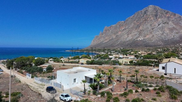 casa indipendente in vendita a Custonaci