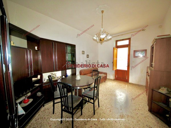 casa indipendente in vendita a Custonaci