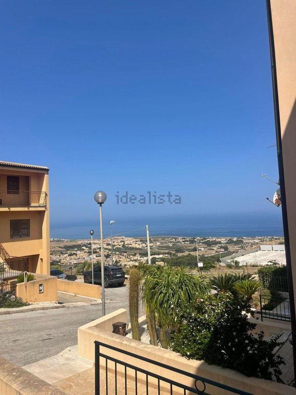 casa indipendente in vendita a Custonaci in zona Cornino