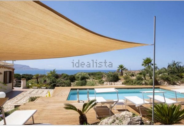 casa indipendente in vendita a Custonaci in zona Cornino