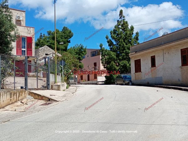 casa indipendente in vendita a Custonaci in zona Assieni