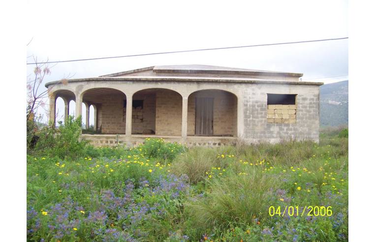casa indipendente in vendita a Custonaci
