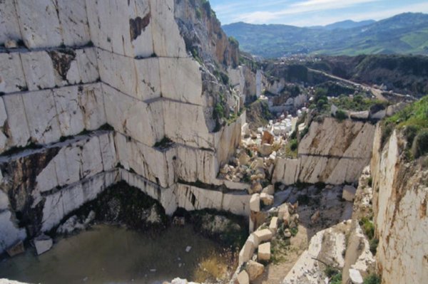 terreno edificabile in vendita a Custonaci in zona Purgatorio
