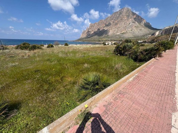 terreno agricolo in vendita a Custonaci in zona Cornino