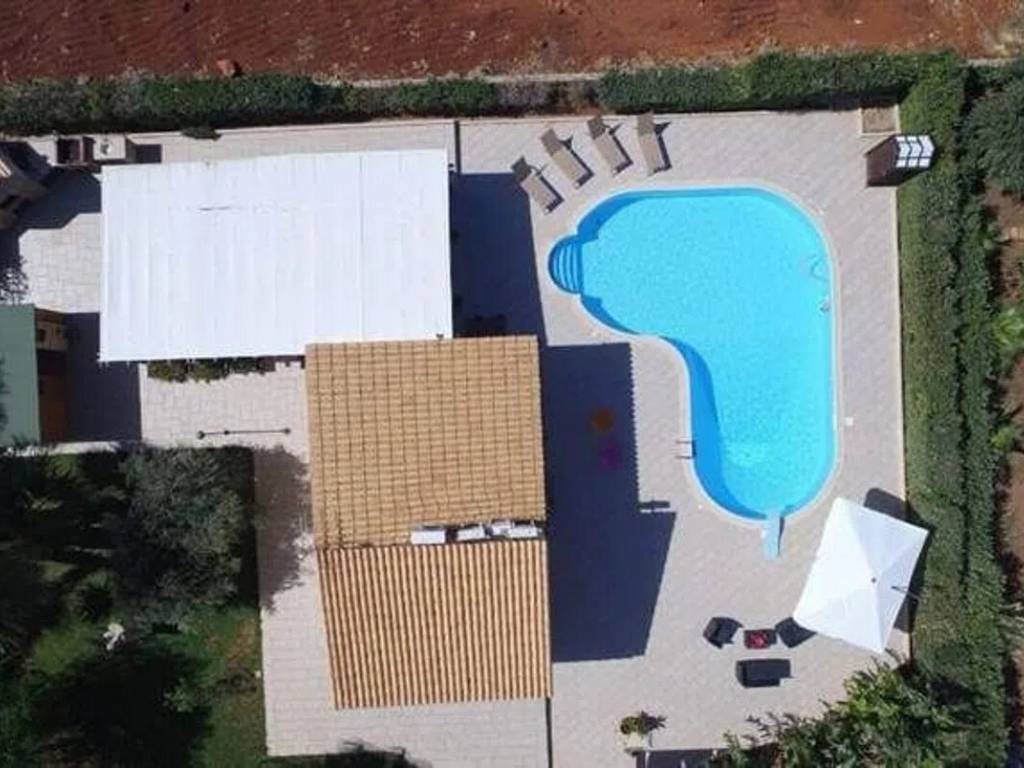 casa indipendente in vendita a Custonaci in zona Cornino