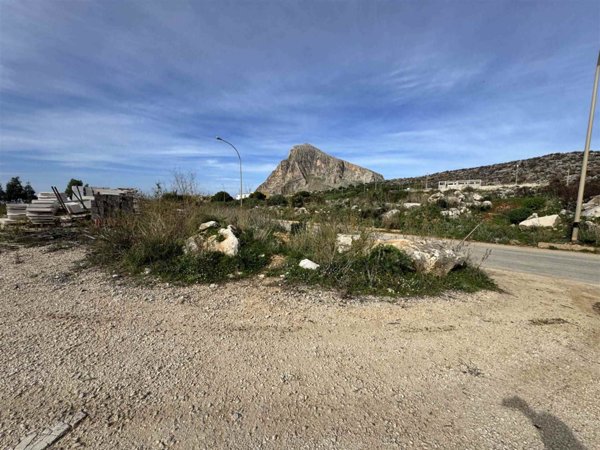 terreno industriale in vendita a Custonaci