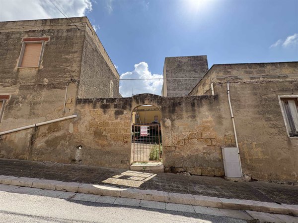 casa indipendente in vendita a Custonaci