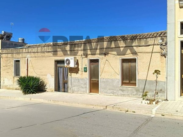 casa indipendente in vendita a Custonaci