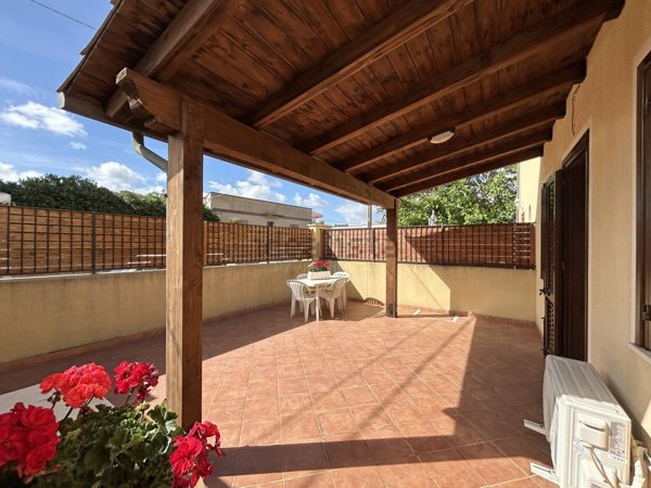 casa indipendente in vendita a Custonaci in zona Cornino