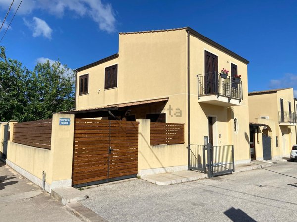 casa indipendente in vendita a Custonaci in zona Assieni