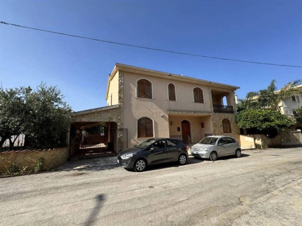 casa indipendente in vendita a Custonaci in zona Sperone