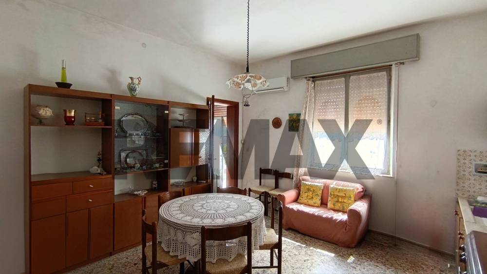 casa indipendente in vendita a Custonaci in zona Santa Lucia