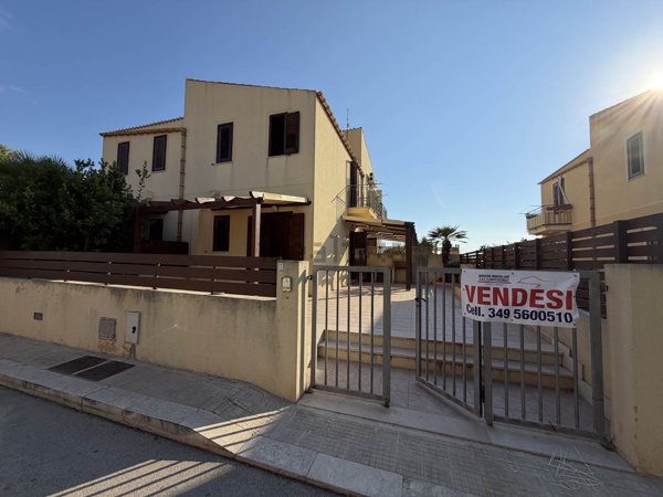 casa indipendente in vendita a Custonaci in zona Cornino