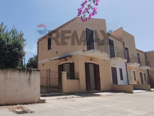 casa indipendente in vendita a Custonaci in zona Cornino