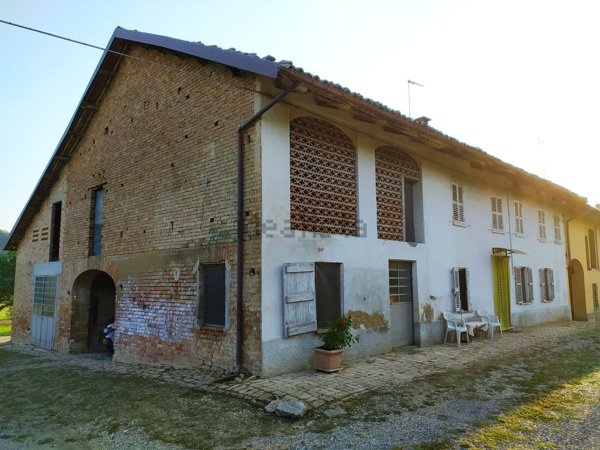 casale in vendita a Moasca
