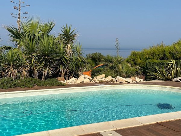 casa indipendente in vendita ad Erice