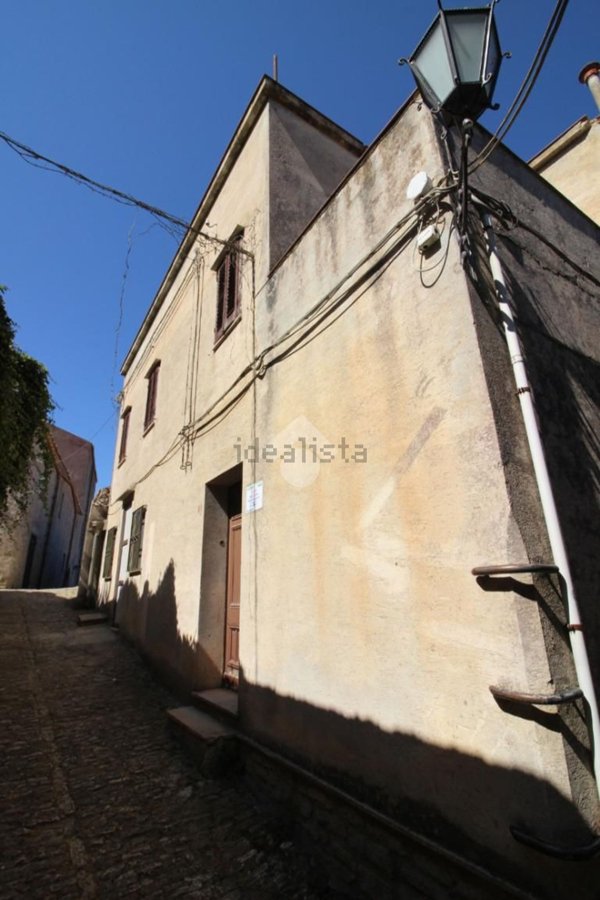 pentavano in vendita ad Erice