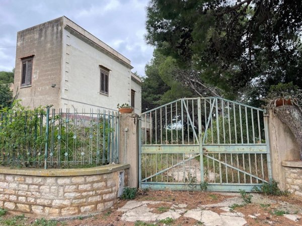 casa indipendente in vendita ad Erice in zona Pizzolungo