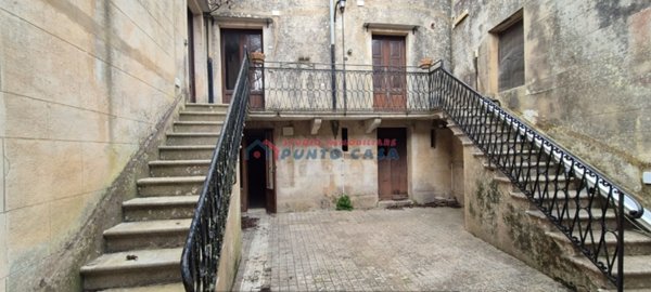 casa indipendente in vendita ad Erice