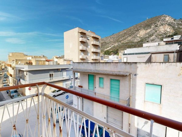 appartamento in vendita ad Erice in zona Casa Santa