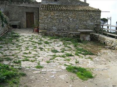 casa indipendente in vendita ad Erice