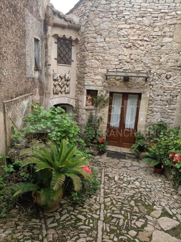 appartamento in vendita ad Erice