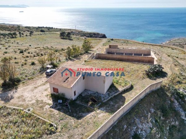 casa indipendente in vendita ad Erice