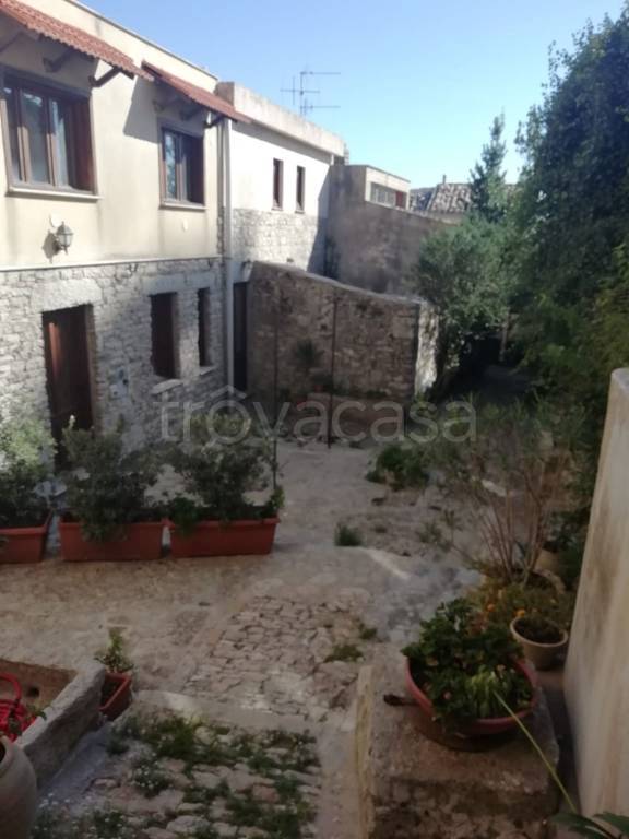 casa indipendente in vendita ad Erice