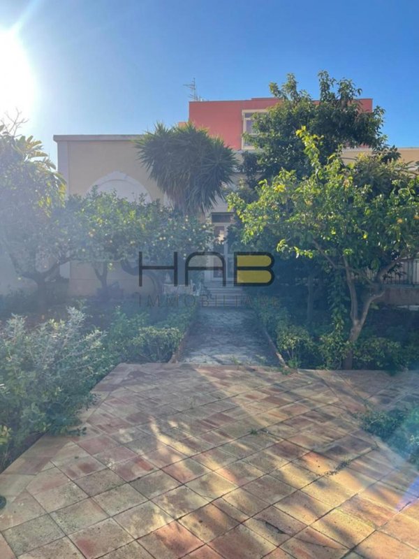 casa indipendente in vendita ad Erice in zona Casa Santa