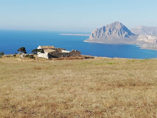 casa indipendente in vendita ad Erice