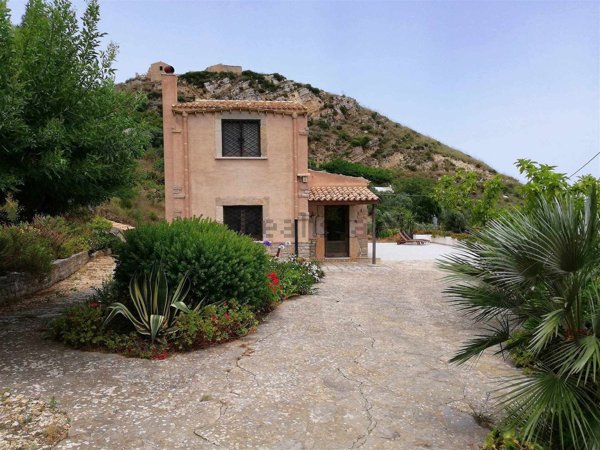 casale in vendita ad Erice