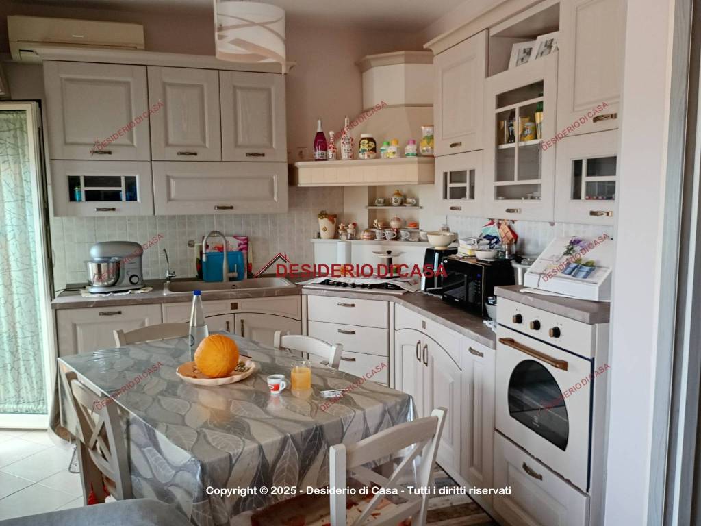 appartamento in vendita ad Erice in zona Casa Santa