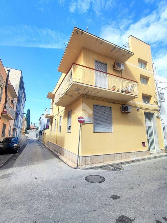 casa indipendente in vendita ad Erice in zona Casa Santa