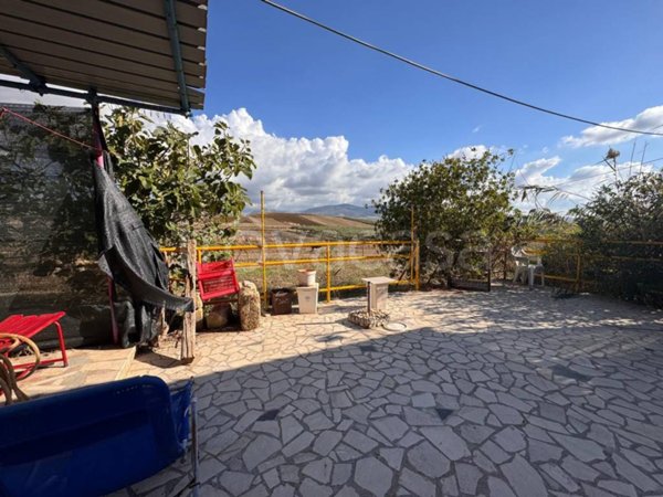 casa indipendente in vendita ad Erice