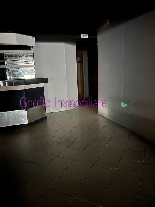 locale commerciale in vendita ad Erice